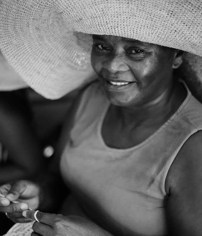 De la fibre à la pièce : dans les coulisses de notre atelier à Madagascar